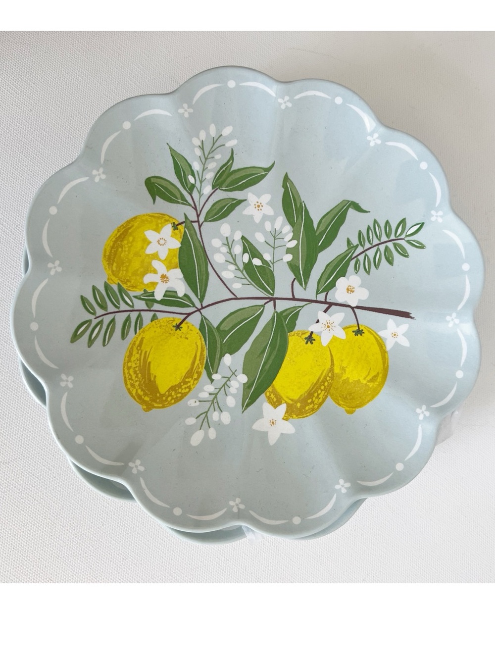 LAURA ASHLEY 4 Scalloped Lemon Patterned Luncheon Plates NWT